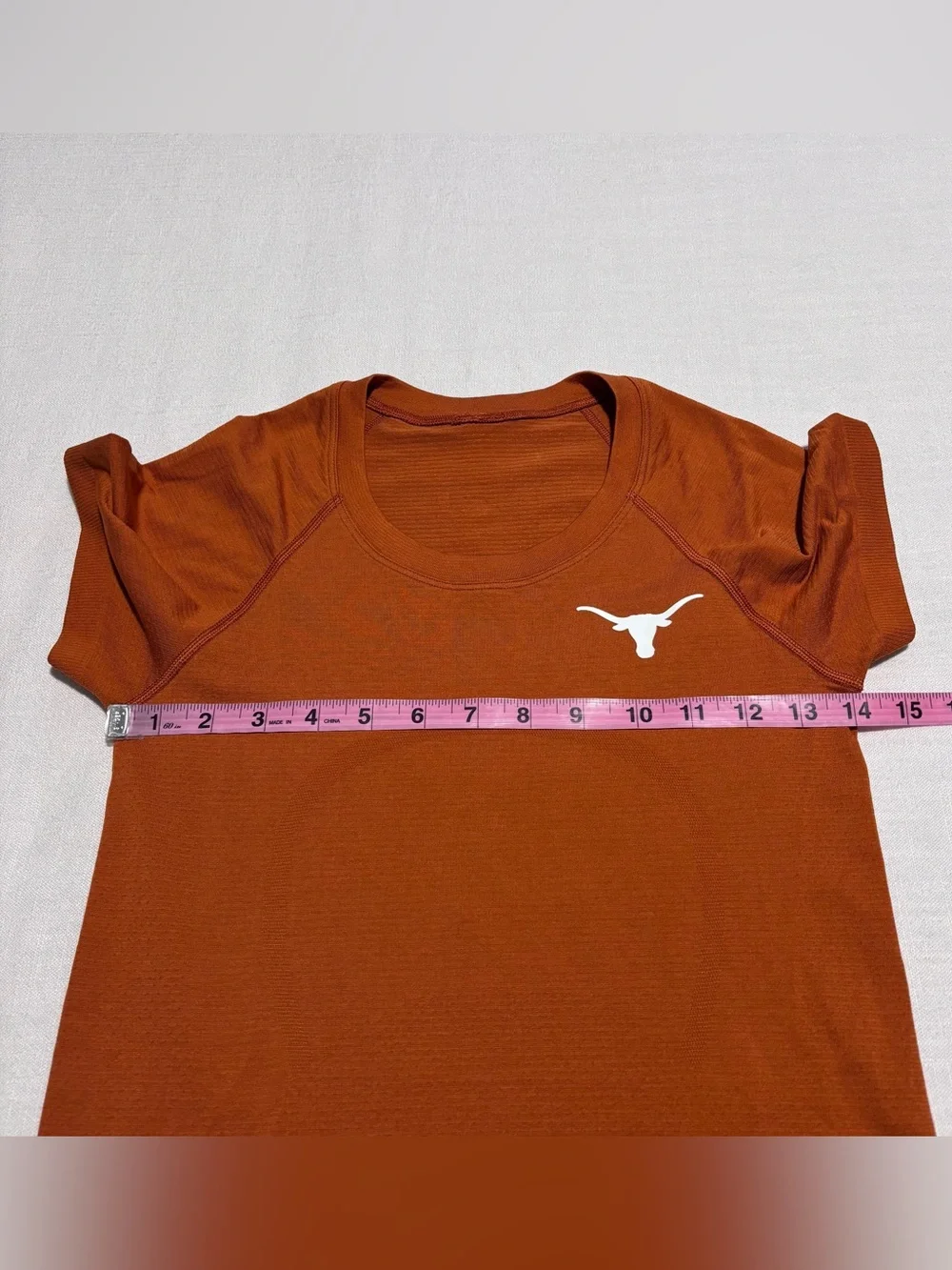Texas Longhorns Lululemon Swiftly Tech Short Sleeve Tee | Size 4